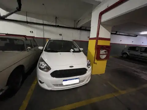 Cochera En Venta En Parque Patricios Caba Fija Y Cubierta