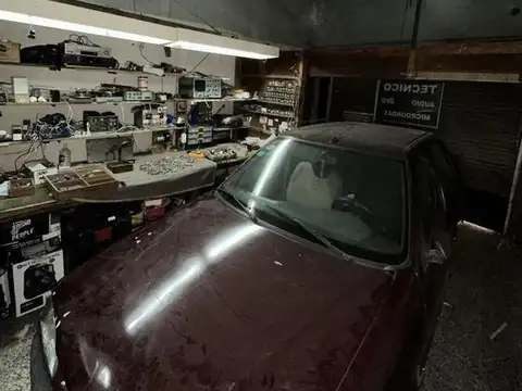 Departamento al frente con local o garage. Anticipo y cuotas