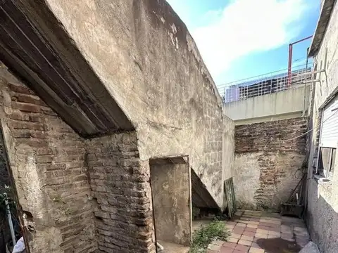 Depto Tipo Casa 2 ambientes con 1 baño