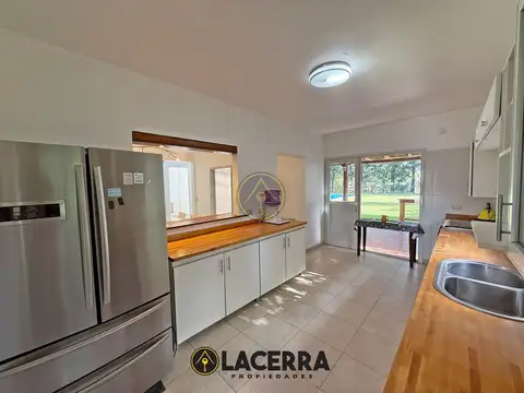 Casa 5 ambientes con 2 baños