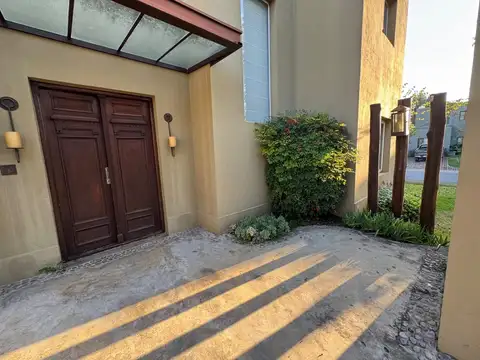 Casa en Alquiler al Suroeste