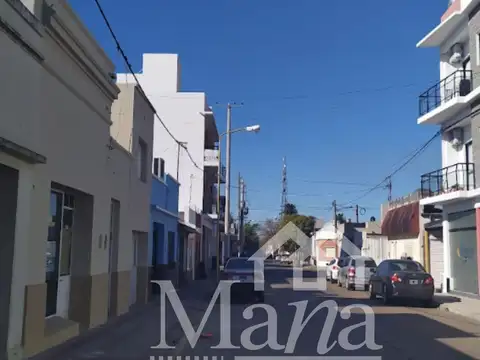 Local en Alquiler Via Pública