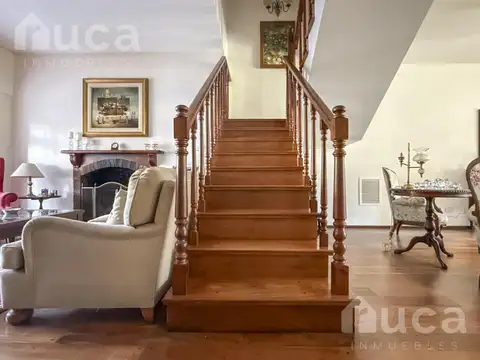 Casa en Venta con 1 cochera