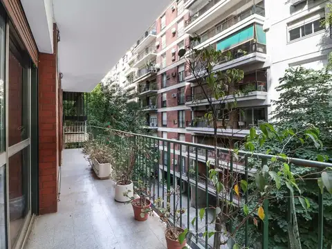 Departamento 5 ambientes con 2 baños