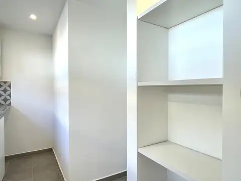 calle 49  entre 12 y 13 al 800