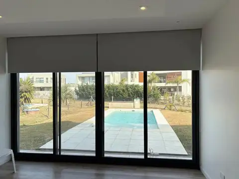 VENTA CASA 4 AMBIENTES EN BARRIO TERRALAGOS, CANNING, EZEIZA
