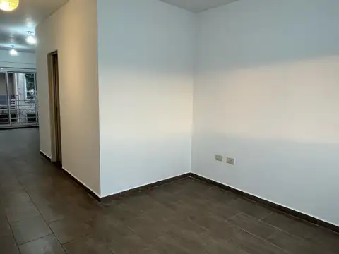 Departamento en Alquiler con 1 cochera