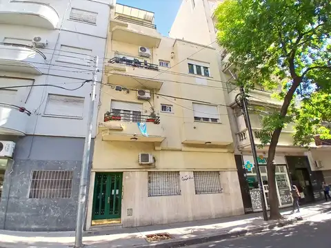 EXCELENTE DEPTO.EN EL 1° PISO POR ESCALERA-2 AMBIENTES-SUBTE