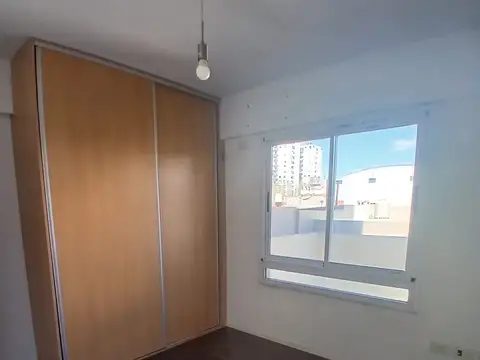 VENTA 2 Ambientes con PATIO y GARAGE