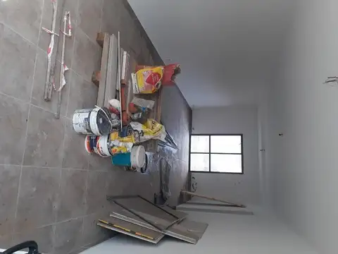 LOCAL SOBRE AV. LIBERTAD A ESTRENAR