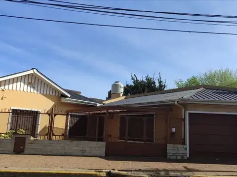 VENTA CASA 6 AMB APTA CREDITO LOMAS DE ZAMORA