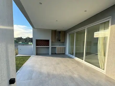 Pilara Town House UF 100