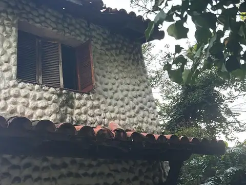 Chalet 2 Plantas – Uso Institucional - Ideal Inversor