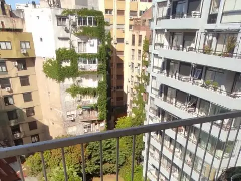Avenida Luis María Campos 200