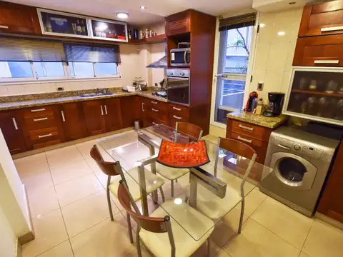 Departamento 4 ambientes con 2 baños
