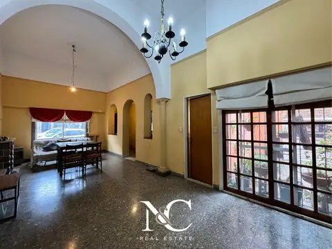 Casa en venta en Flores 4 amb