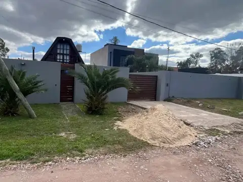 Casa 3 ambientes en venta en Francisco Álvarez