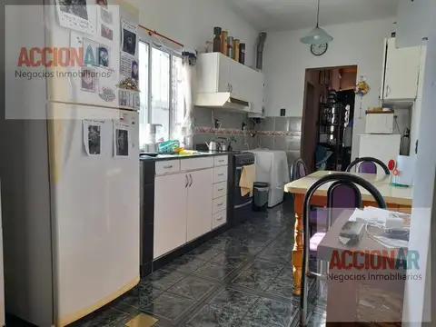 MULTI FAMILIAR SOBRE LOTE PROPIO APTO CREDITO -IDEAL PARA DOS FAMILIAS - VILLA MARTELLI