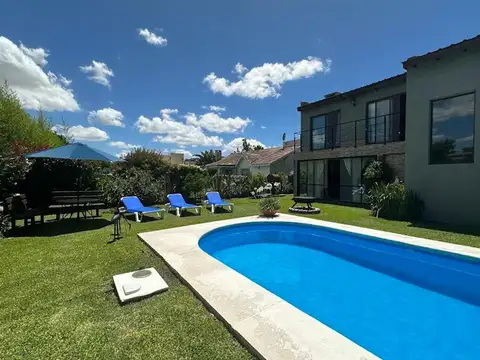 Casa en Venta al Este