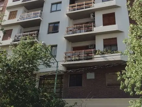 VENTA DEPARTAMENTO AMPLIO CENTRO DE CIPOLLETTI