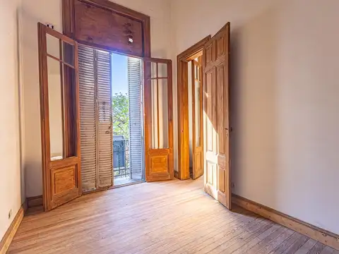 Departamento 7 ambientes con 3 baños