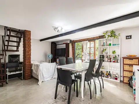 PH en Parque Patricios: Entrada Independiente, Patio y Parrilla,5 Ambientes, SIN EXPENSAS