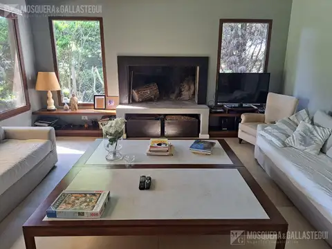 Casa en Alquiler de 3 dormitorios