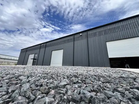 Galpon en Alquiler A Estrenar