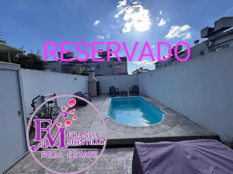 Venta Hermoso Duplex con Piscina, Parrilla y Cochera en Zona