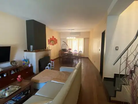 VENTA CASA 4 AMB CON PILETA, EL PALOMAR