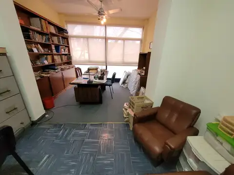 L N Alem 400, Piso 2