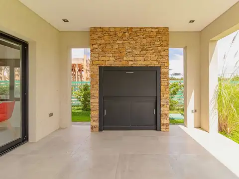 Casa en Alquiler en Puertos, USD 2.200