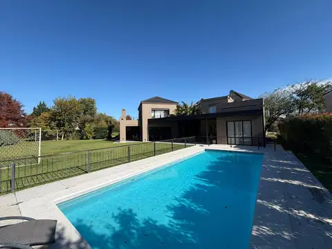 Casa en Venta | Ayres de Pilar | 4 Dorm. | Pilar, G.B.A. Zona Norte