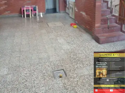 Casa en venta de 5 dormitorios en Villa Lugano