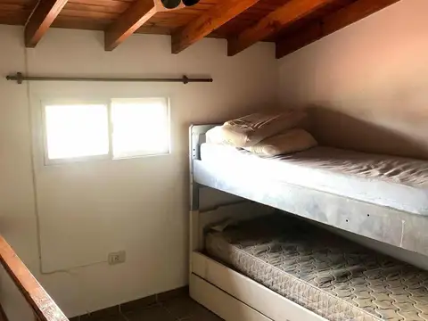 Casa en venta - 3 Dormitorios 2 Baños - 85Mts2 - Mar del Tuyú