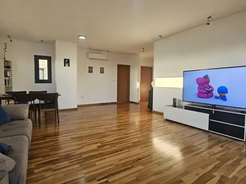 Departamento en Alquiler con 1 cocheras