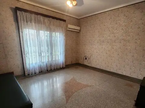 CASA EN VENTA SOREDA 4900 VILLA DOMINICO