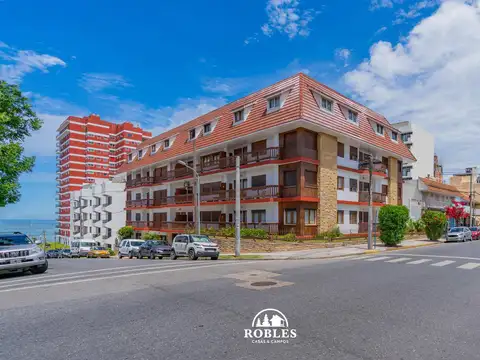 Departamento tres ambientes en Playa Grande