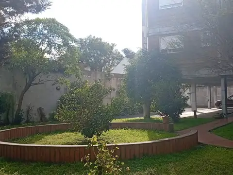 Departamento en Alquiler en Adrogue, $ 700.000