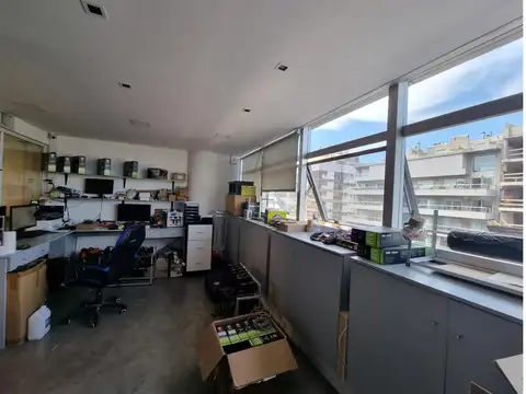 Oficina Monoambiente con 2 baños