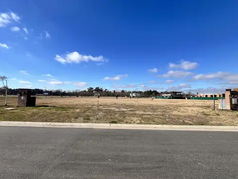 Terreno en Barrio Puertos del Lago Nativas