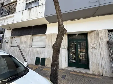 Rivadavia  al 1200