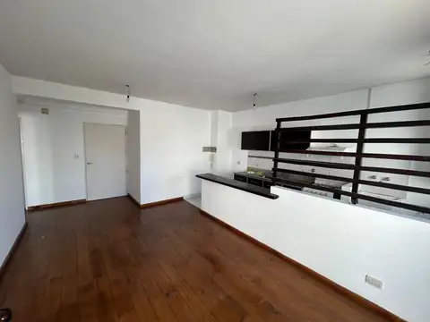 Gavilán 1200, Piso 4