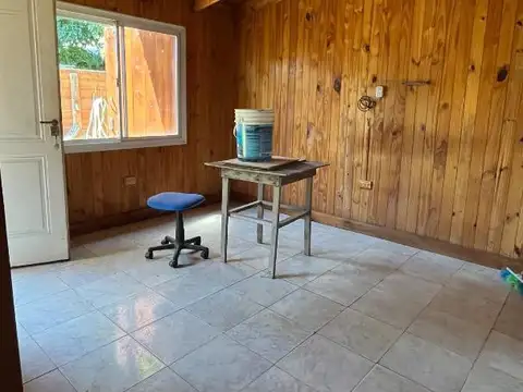 Casa 2 ambientes con 1 baño