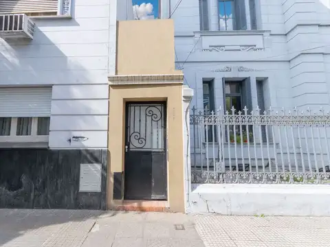 Depto Tipo Casa en Venta de 5 ambientes