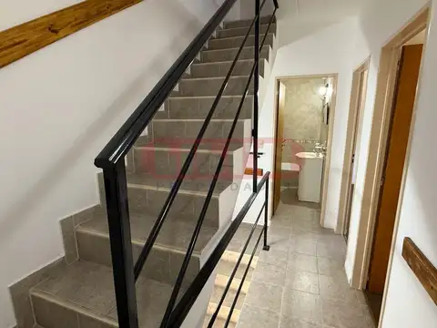 Depto Tipo Casa en Venta con 1 cocheras