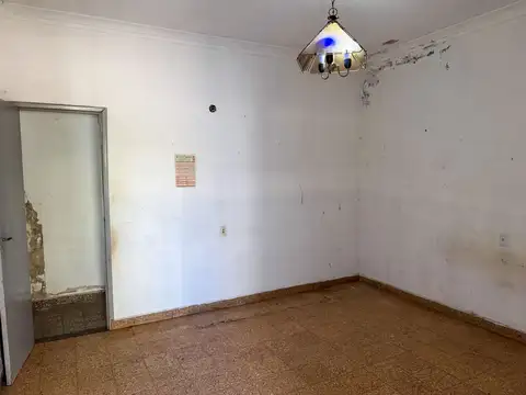 Casa en Venta en Paso del Rey, USD 42.000