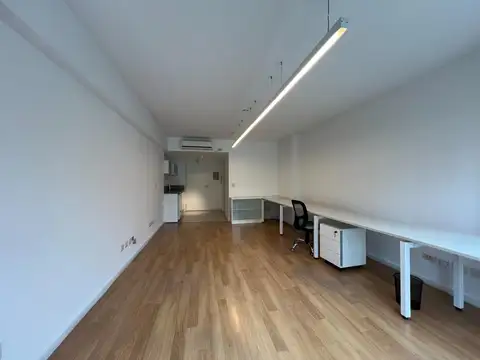 Oficina 2 ambientes con 1 baño