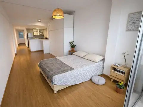 Alquiler monoambiente en coghlan con balcon