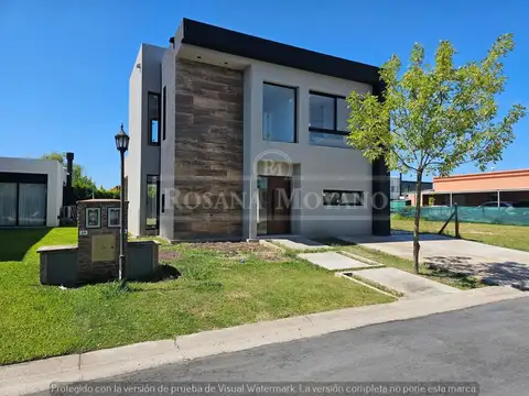 Casa A Estrenar- Interno-vila Marina 1